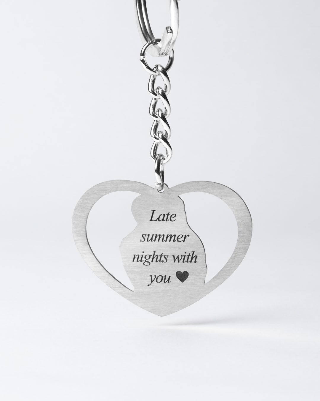 Memorial jewellery, halo heart keychain engraving
