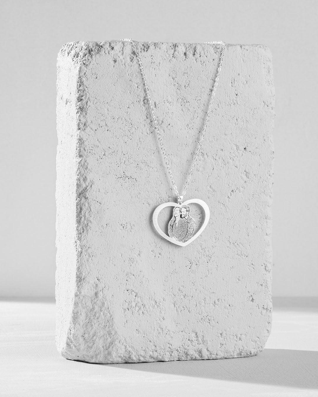 Memorial jewellery, Silver Halo Heart Necklace Front